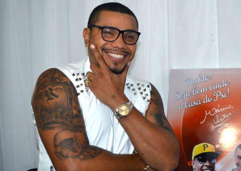 Naldo e Claudia Leitte juntos em novo DVD