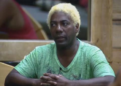 Após eliminação de Rita, Ivo inocenta ex-chacrete