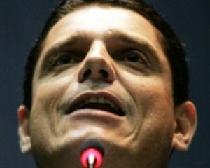 PMDB ARTICULA CANDIDATURA DE ROTTA AO SENADO