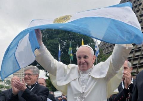 Papa convoca jovens argentinos a agitar Igreja e levá-la para rua