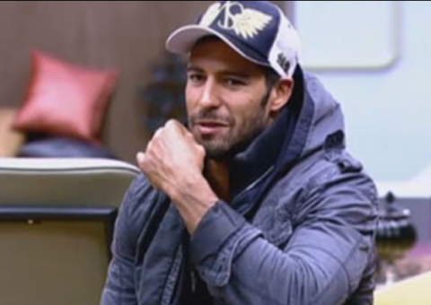 Beto diz que pretende continuar sem tomar banho