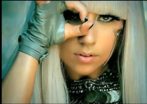 Ouça a inédita "Posh Life", de Lady Gaga