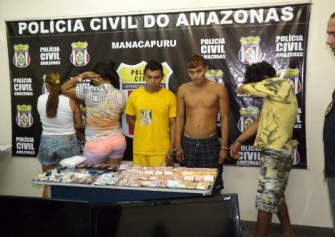 Presos 5 integrantes de  família que comercializava drogas 