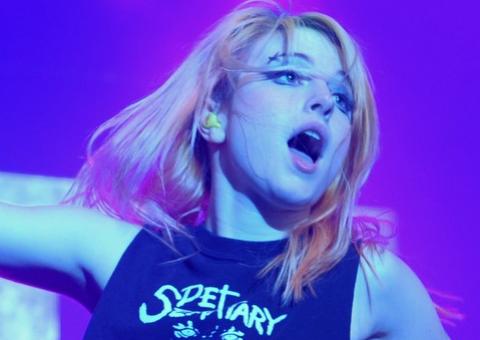 Com show em São Paulo, Paramore continua turnê energética pelo Brasil