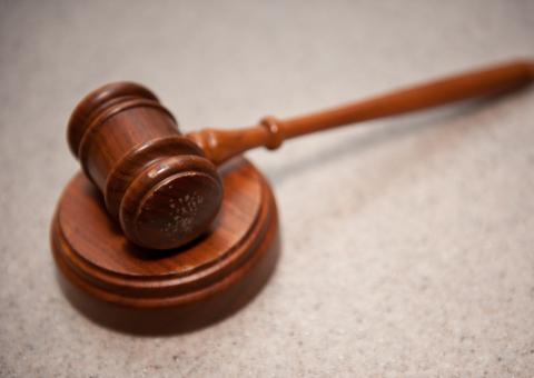 Danos morais não podem ser irrisórios ou exorbitantes