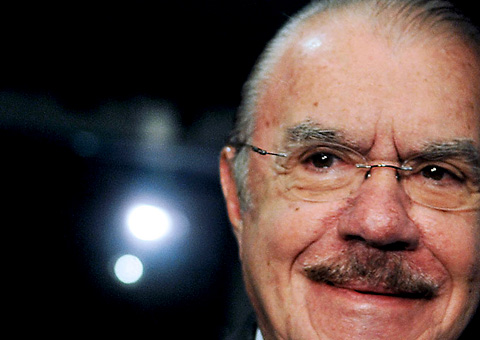 Sarney em estado de saúde gravíssimo