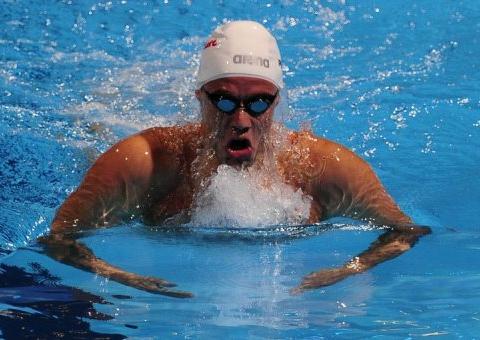 Thiago Pereira fica fora da final dos 100m borboleta