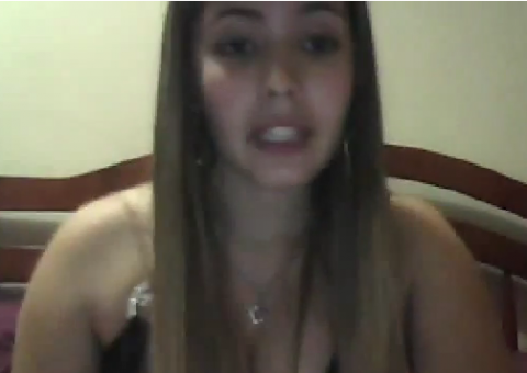 Ex-sedutora grava vídeo acusando RedeTV de prostituição e calote