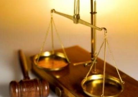 Aprovado fim da aposentadoria para juízes condenados