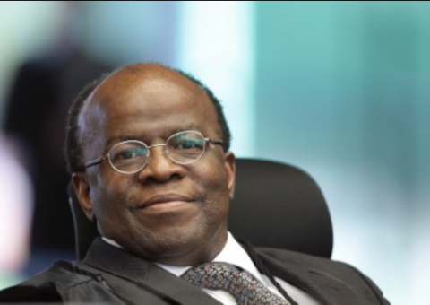 “Quem não deve, não teme”, afirma Joaquim Barbosa