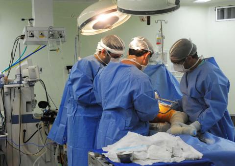 Governo promove mutirão de cirurgia de quadril no Hospital Adriano Jorge
