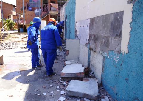 Lanchonetes em área verde do Prosamim  demolidas