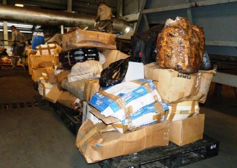 Polícia do Amazonas incinera  três  toneladas de drogas