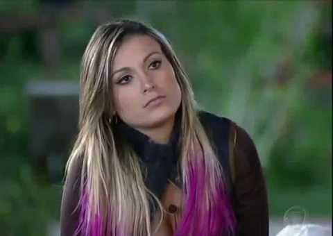 Andressa diz que gostaria de ver Mateus e Beto na Roça