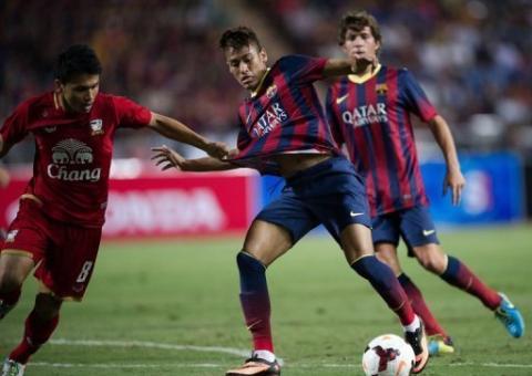 Neymar marca z e Barcelona vence combinado da Malásia por 3-1  