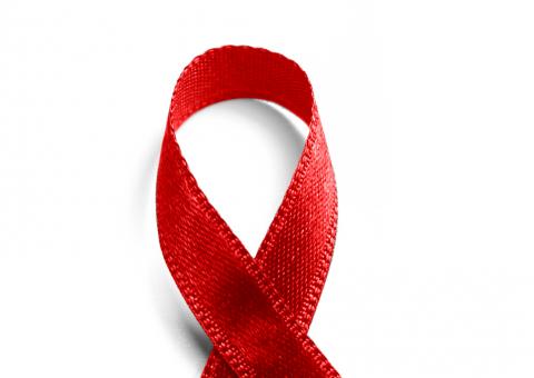 Demissão de portador do vírus HIV gera danos morais