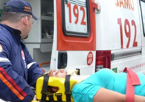  Carros colidem, capotam e deixam várias pessoas feridas em Manaus