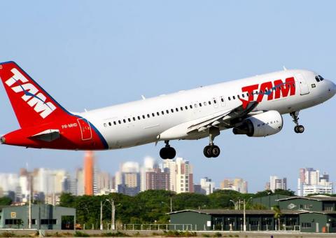 Morrem dois pilotos da TAM: um desmaiou durante voo e outro passou mal no aeroporto de Guarulhos 