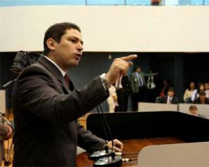   'MENTIROSO E DESCARADO'