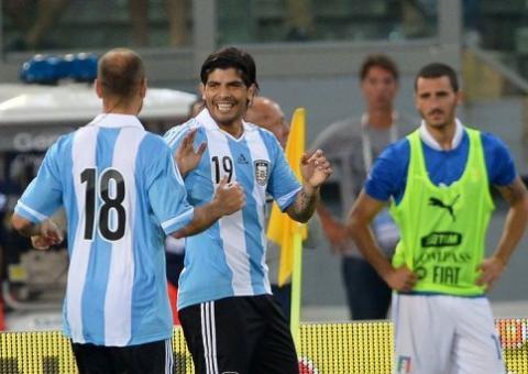 Argentina sem Messi derrota Itália, Alemanha empata com Paraguai