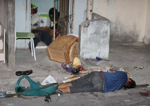 Dois homens executados com 35 tiros no Morro da Liberdade