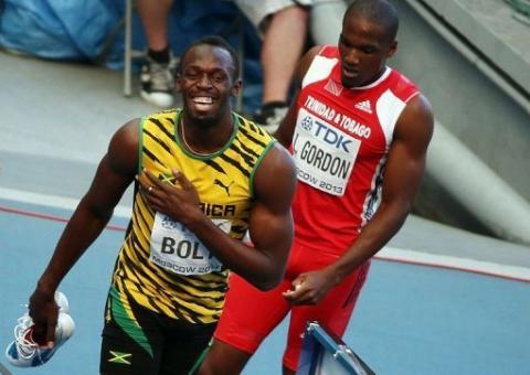 Bolt supera eliminatórias dos 200 metros
