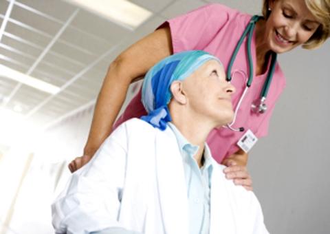 Empregado com câncer deve ter estabilidade provisória