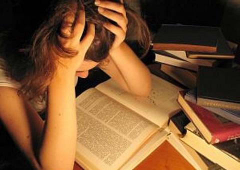 Aluno com nota baixa não pode ser impedido de estagiar