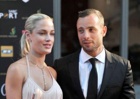 Pistorius propôs acordo financeiro aos pais da namorada