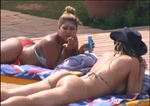 Peoas aproveitam tarde de sol para detonar Bárbara