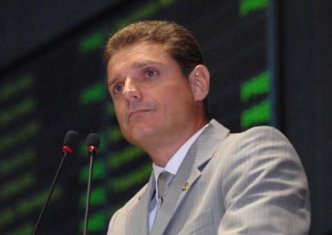 Rotta requer cópia da ata de reunião que aprovou aditivo do edifício  garagem