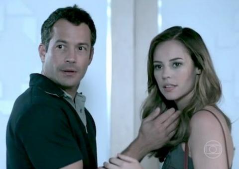 Bruno arma plano e consegue resgatar Paloma da clínica psiquiátrica