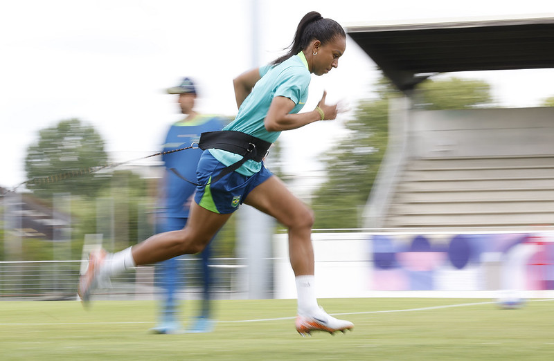 Seleção Brasileira Feminina faz seu terceiro treino em Bordeaux