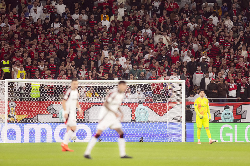 Flamengo fecha temporada com as maiores médias de público e renda do Brasil