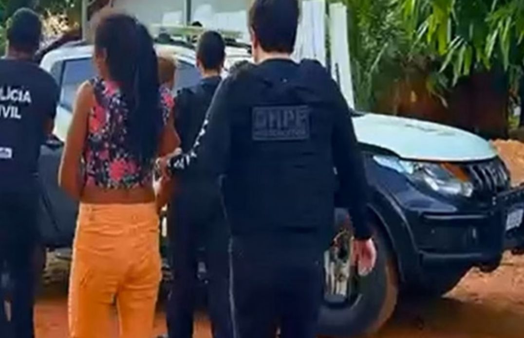 Casal é preso por tentativa de homicídio após propor trisal em bar