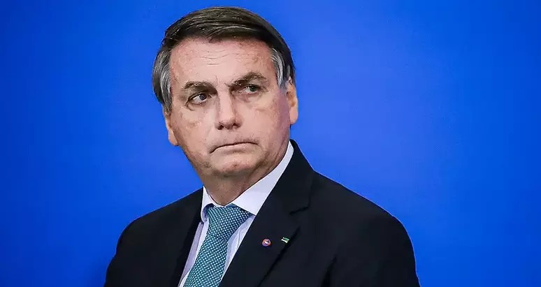 Bolsonaro pode ser preso se incitar crime durante ato no domingo na avenida Paulista