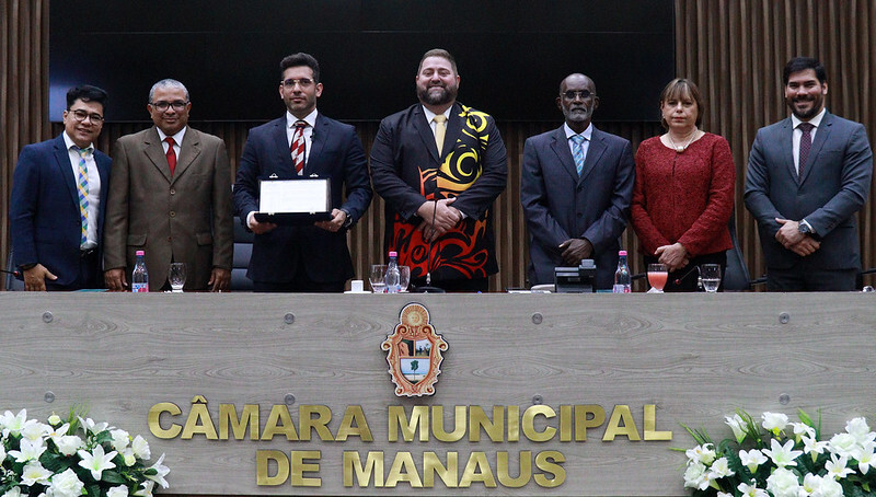 CMM concede título de cidadão manauara a magistrado do TRT-11