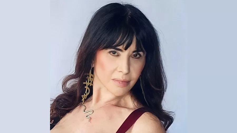 Atriz Claudia Alencar recebe alta do hospital após cirurgia 