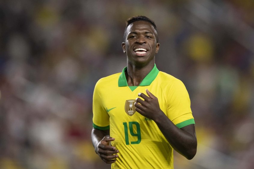 Tite convoca Vinicius Junior para substituir Firmino nas Eliminatórias