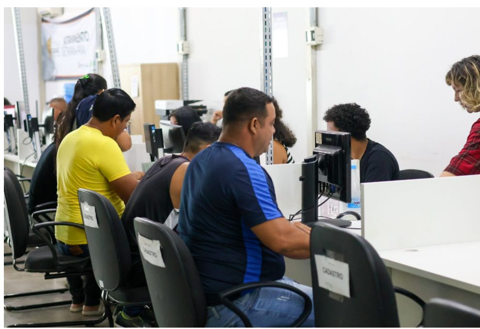 Sine Amazonas divulga 261 vagas de emprego; confira