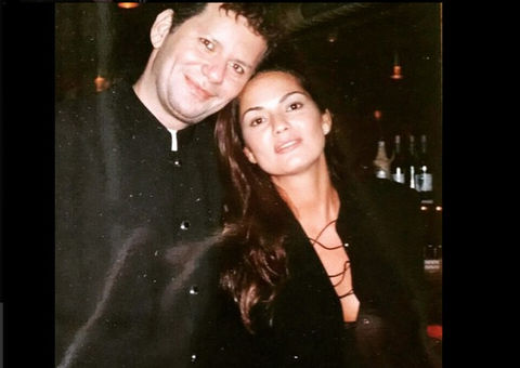 Em Manaus, Luiza Brunet se emociona em velório de Alex Deneriaz