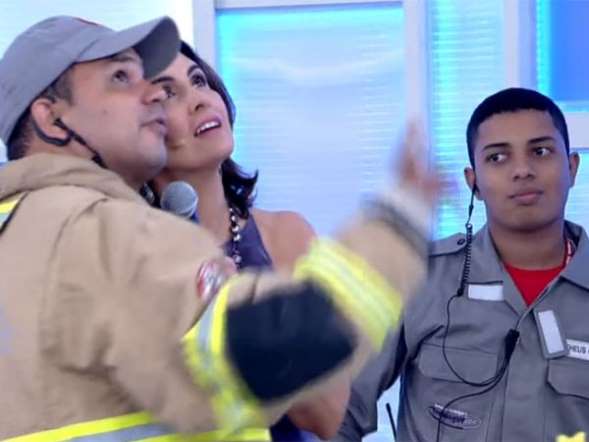 Refletor explode no “Encontro” e bombeiros 'invadem' o programa ao vivo