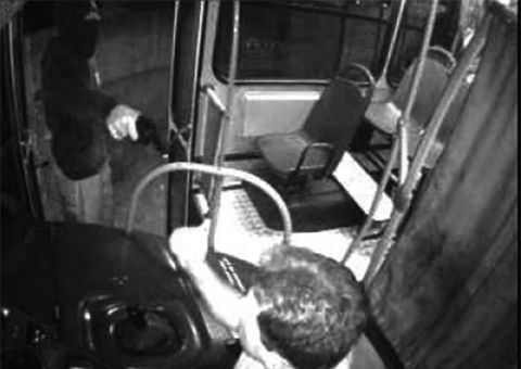 Assaltos a ônibus já são mais de 300 em 2015