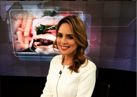 Rachel Sheherazade dá chilique após levar bronca no Sbt