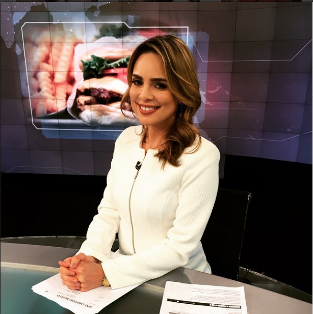 Rachel Sheherazade dá chilique após levar bronca no Sbt