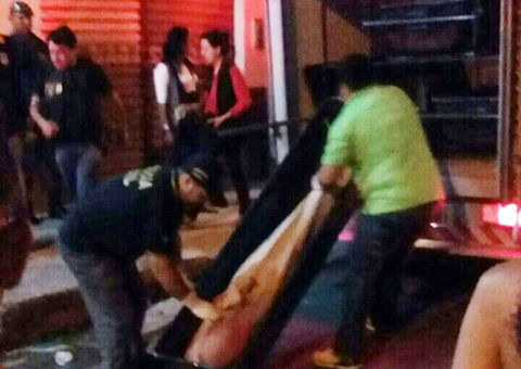 Tiros e facadas matam dois e um é ferido na madrugada