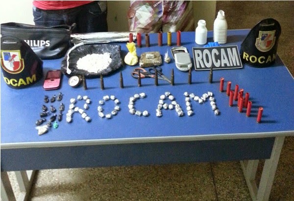 Em Coari, dupla de traficantes é presa com cocaína