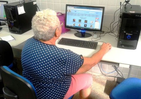 Parceria garante curso de informática gratuito para idosos