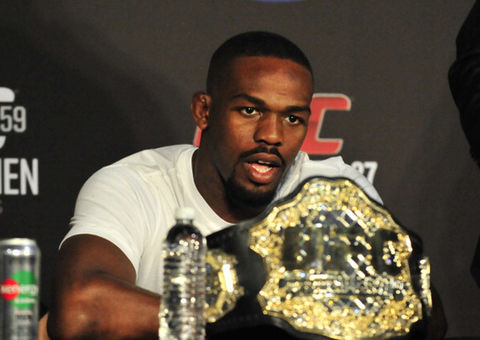 Astro do UFC, Jon Jones pode pegar 3 anos de prisão 