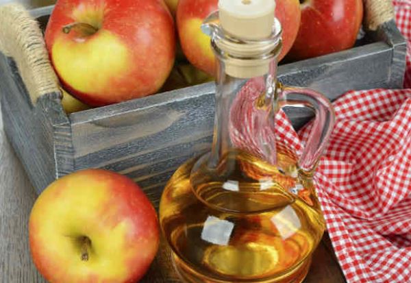 Beber vinagre realmente ajuda a emagrecer?